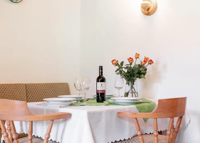 Marchfeld 4 5 شقة فيلدشوناو